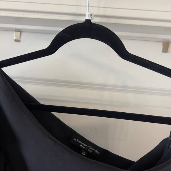 295 Chiara Boni Marine Ruffled One-Shoulder Dress Size 42 Color Black - Picture 4 of 7